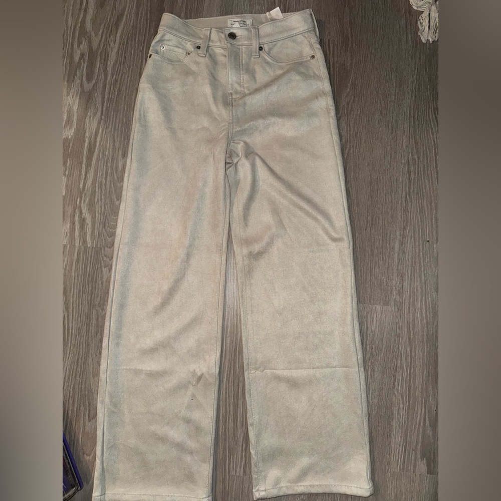 Banana Republic High Rise Wide Leg Vegan Suede Pant